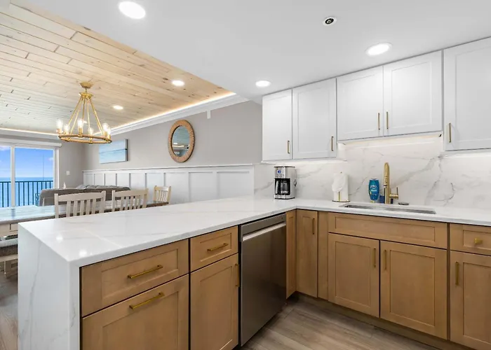 Spectacular Oceanfront Escape - Unit 1104