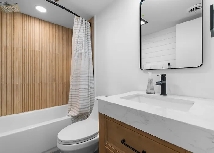 Spectacular Oceanfront Escape - Unit 1104 Holiday home *