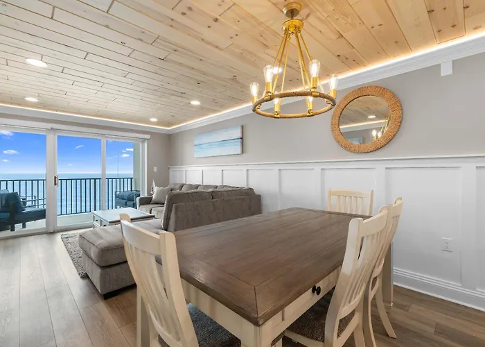 Spectacular Oceanfront Escape - Unit 1104 Holiday home