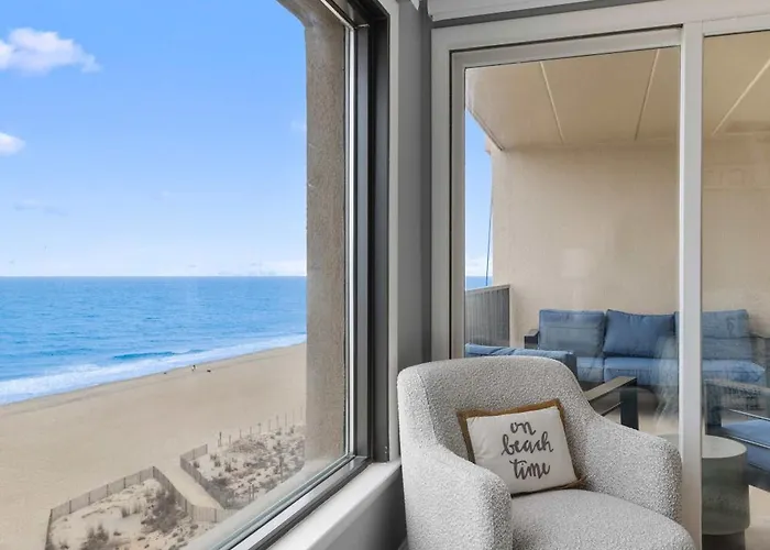 Holiday home Spectacular Oceanfront Escape - Unit 1104 *