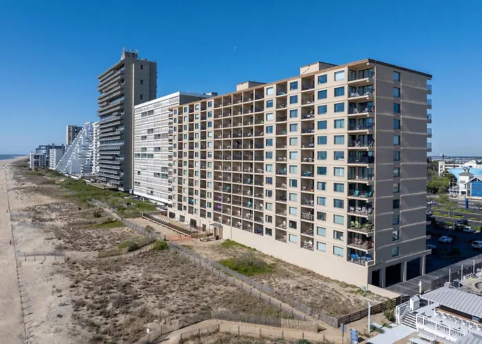 Holiday home Spectacular Oceanfront Escape - Unit 1104 *